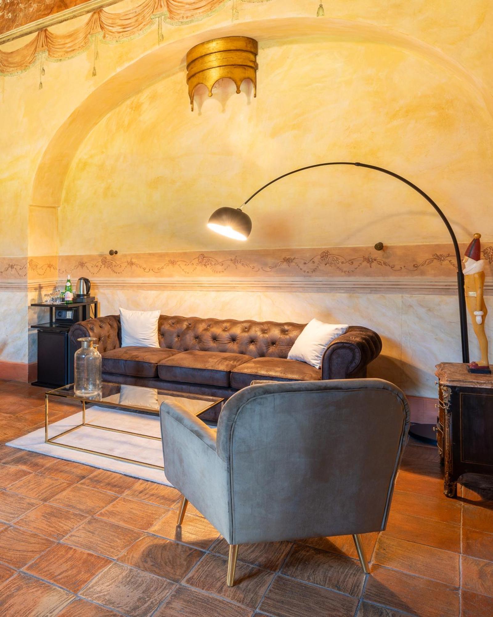 Hotel Castello Di 4*